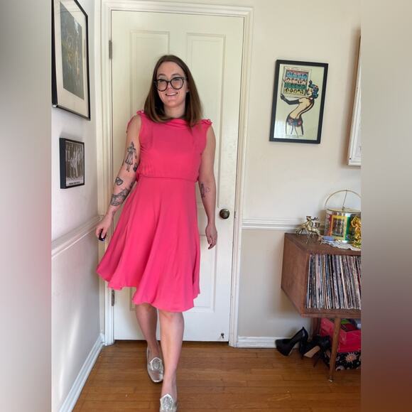 60s Vintage Hot Pink Crepe Dress Swing Dress w High Neckline - Picture 1 of 9